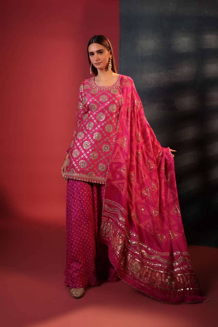 Hot Pink Bandhani Kurta Set - Bandhani