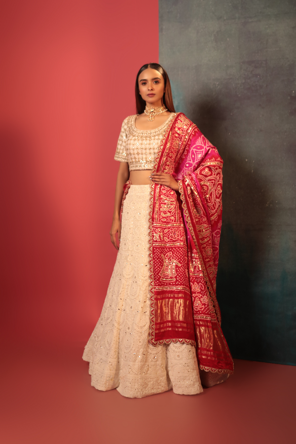 Ivory Chickankari Paired With Bandhani Dupatta - Bandhani