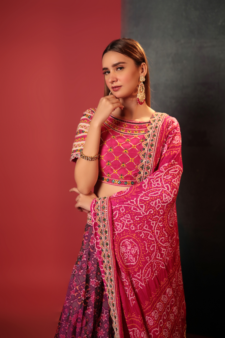 Magenta Patan Patola Lehenga Set - Bandhani