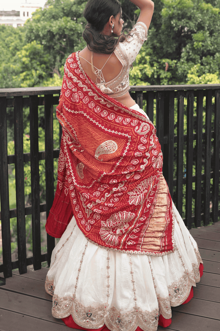 Off White Gotapatti Blouse With Double Layer Crush Skirt And Red Bandhani Dupatta - Bandhani