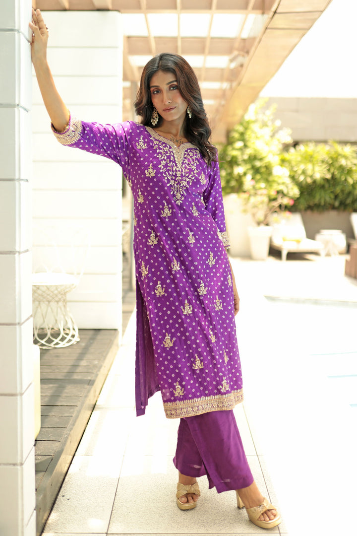 Purple Bandhani Gotapatti Kurta Paired With Straight Pant - Bandhani