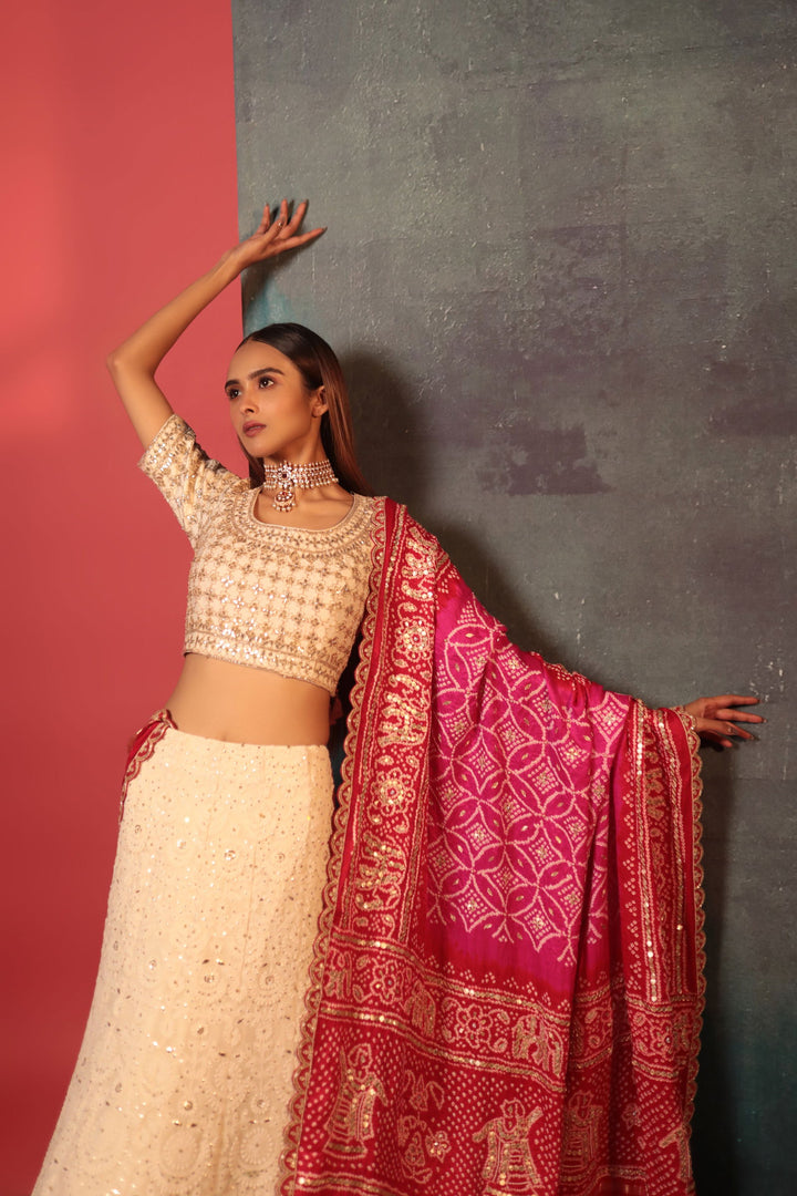 Red-Rani Gazzi Silk Gota Patti Dupatta - Bandhani