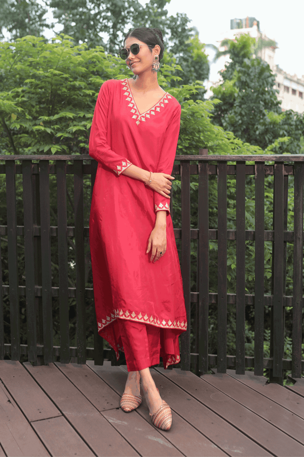 Red High Low Kurta With Straight Pants - Bandhani