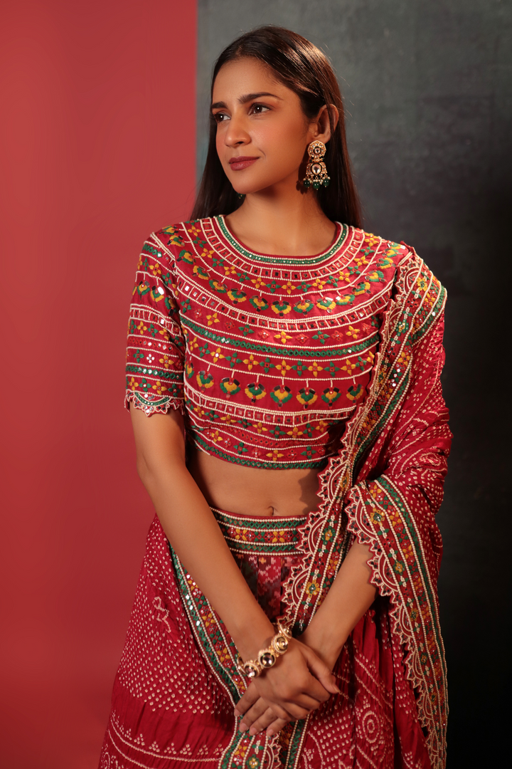 Red Patan Patola Lehenga Set - Bandhani