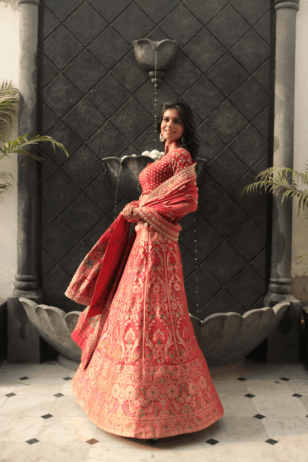 Red Shikari Bandhani Lehenga Set - Bandhani