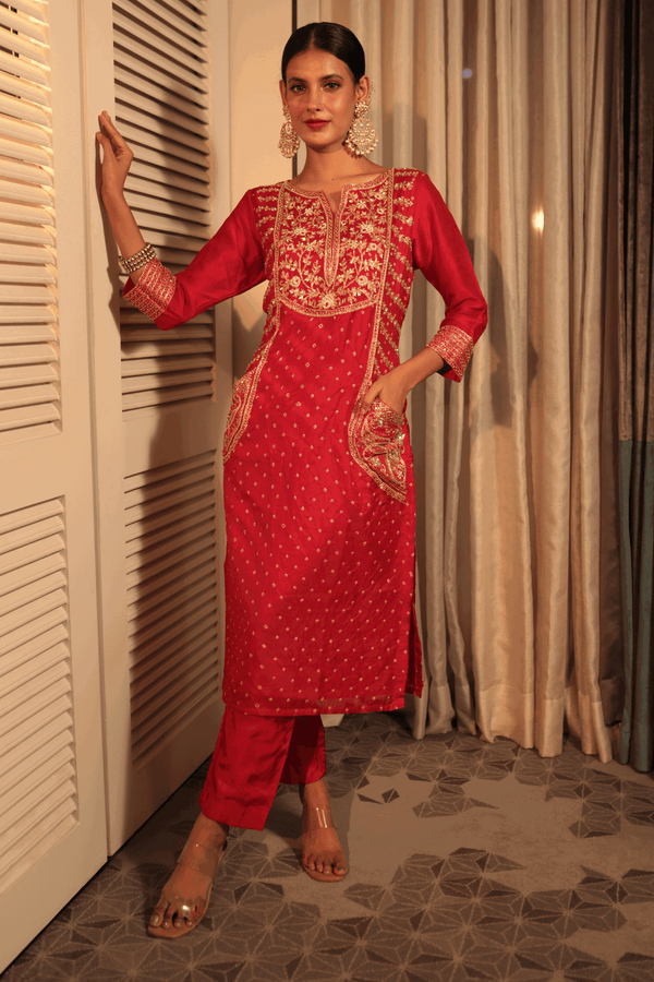 Red Zardosi Straight Cut Kurta Paired With Pants - Bandhani