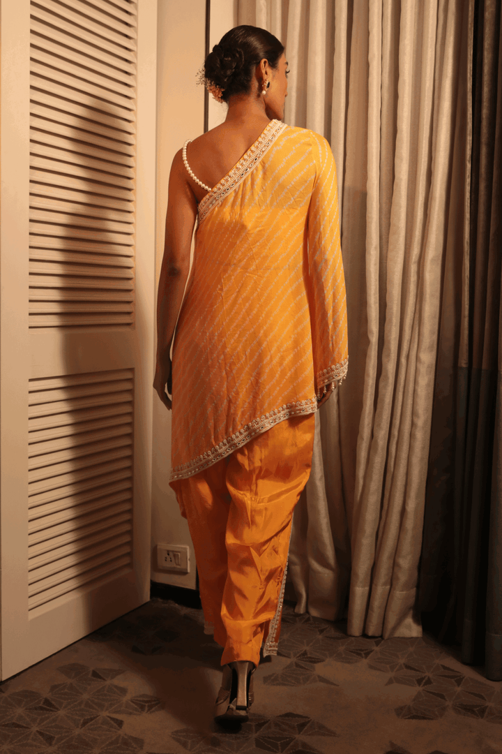 Yellow Bandhani Assymetrical Kurta With Cami And Drape Pants - Bandhani